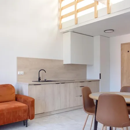 Fabryka Loft 3b # Nestapartamenty 公寓 *