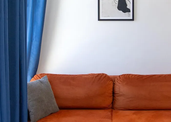 Fabryka Loft 3b # Nestapartamenty 公寓 别尔斯克-比亚拉